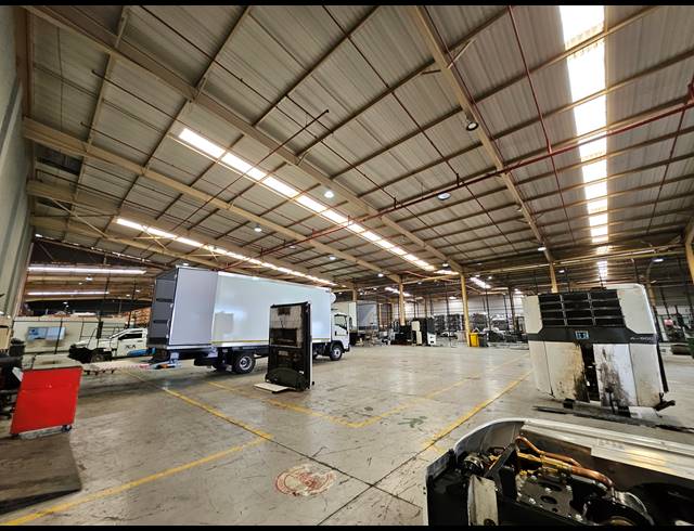 6,242M² WAREHOUSE TO LET IN RANDJESPARK